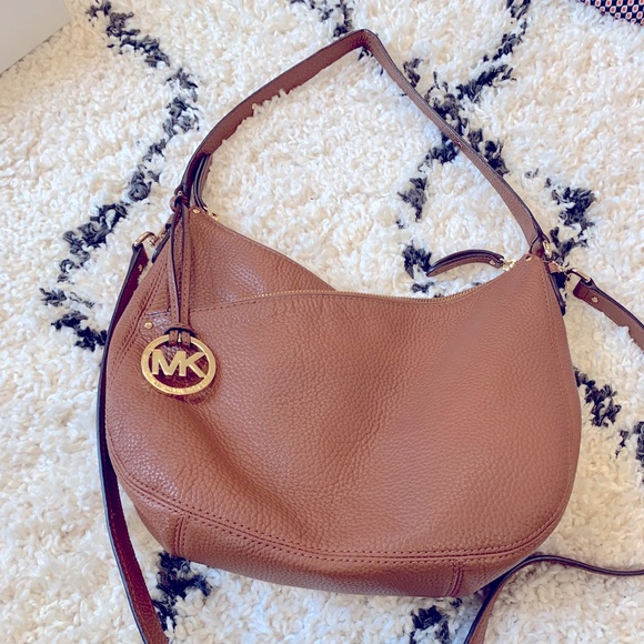Michael Kors Handbags - Michael Kors tan saddle bag